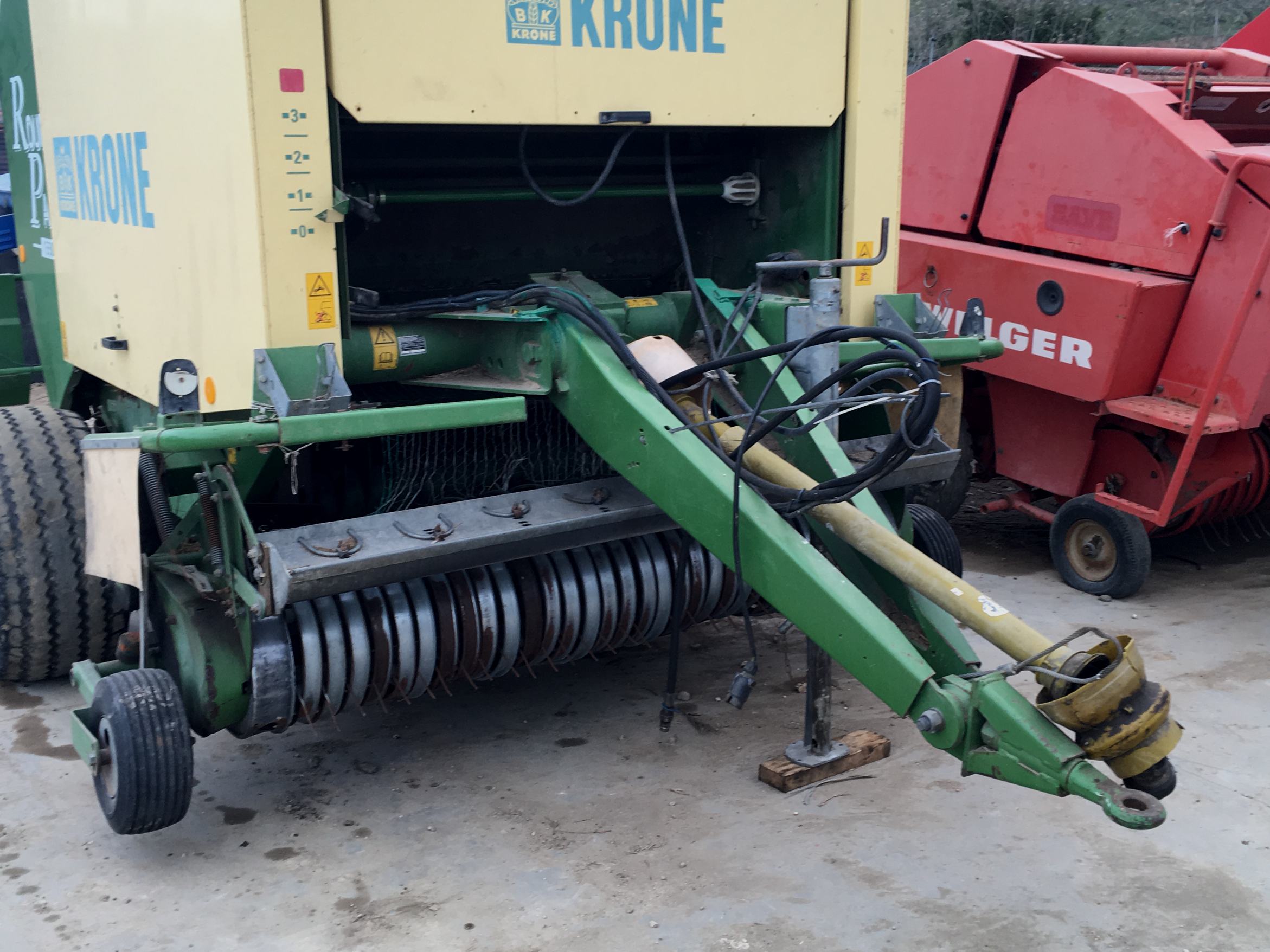 KRONE ROUND PACK 1550 MULTICUT Rotopressa Usata