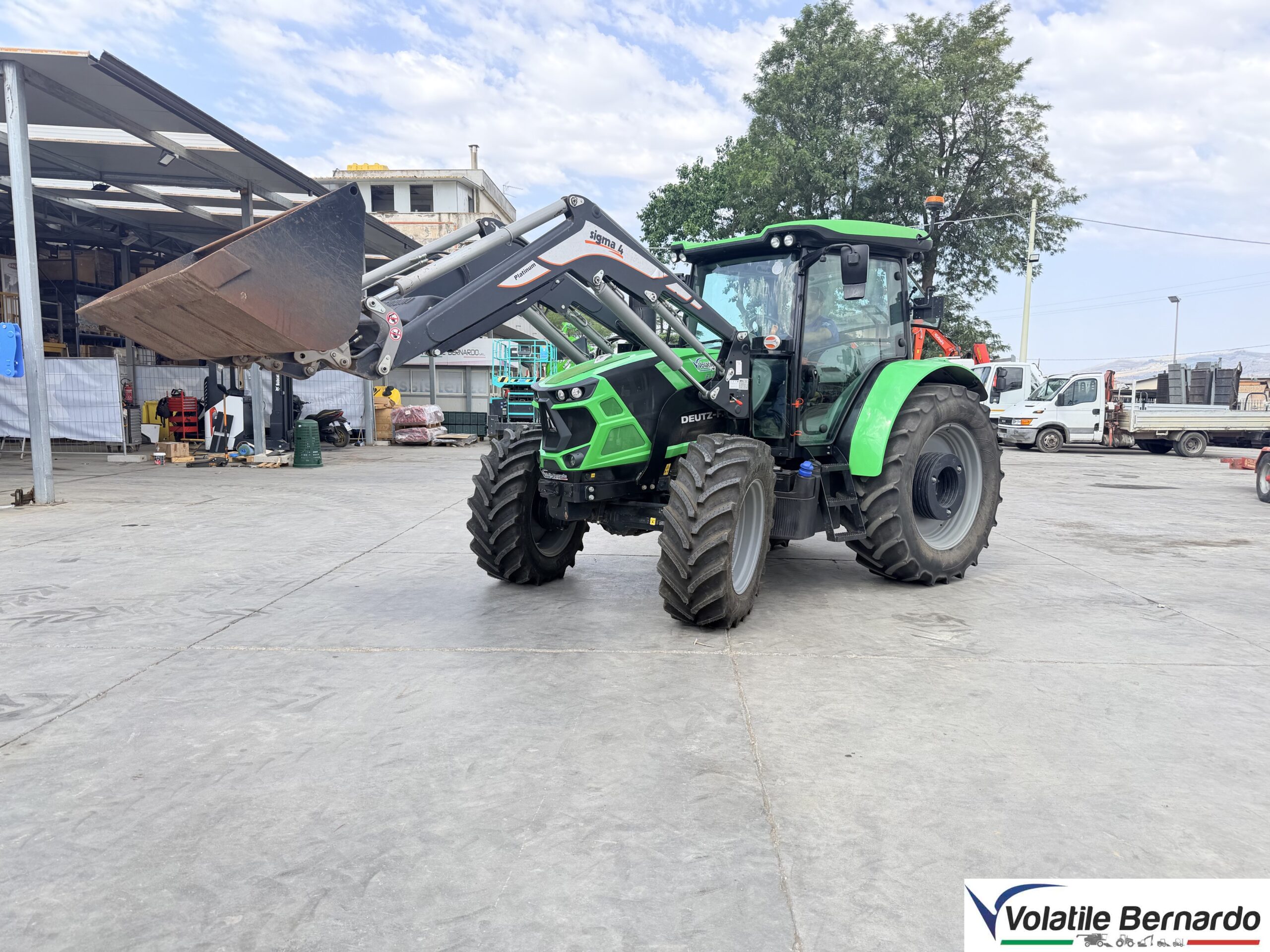 DEUTZ-FAHR 6135C USATO CON PALA CARICATRICE SIGMA4 PLATINUM