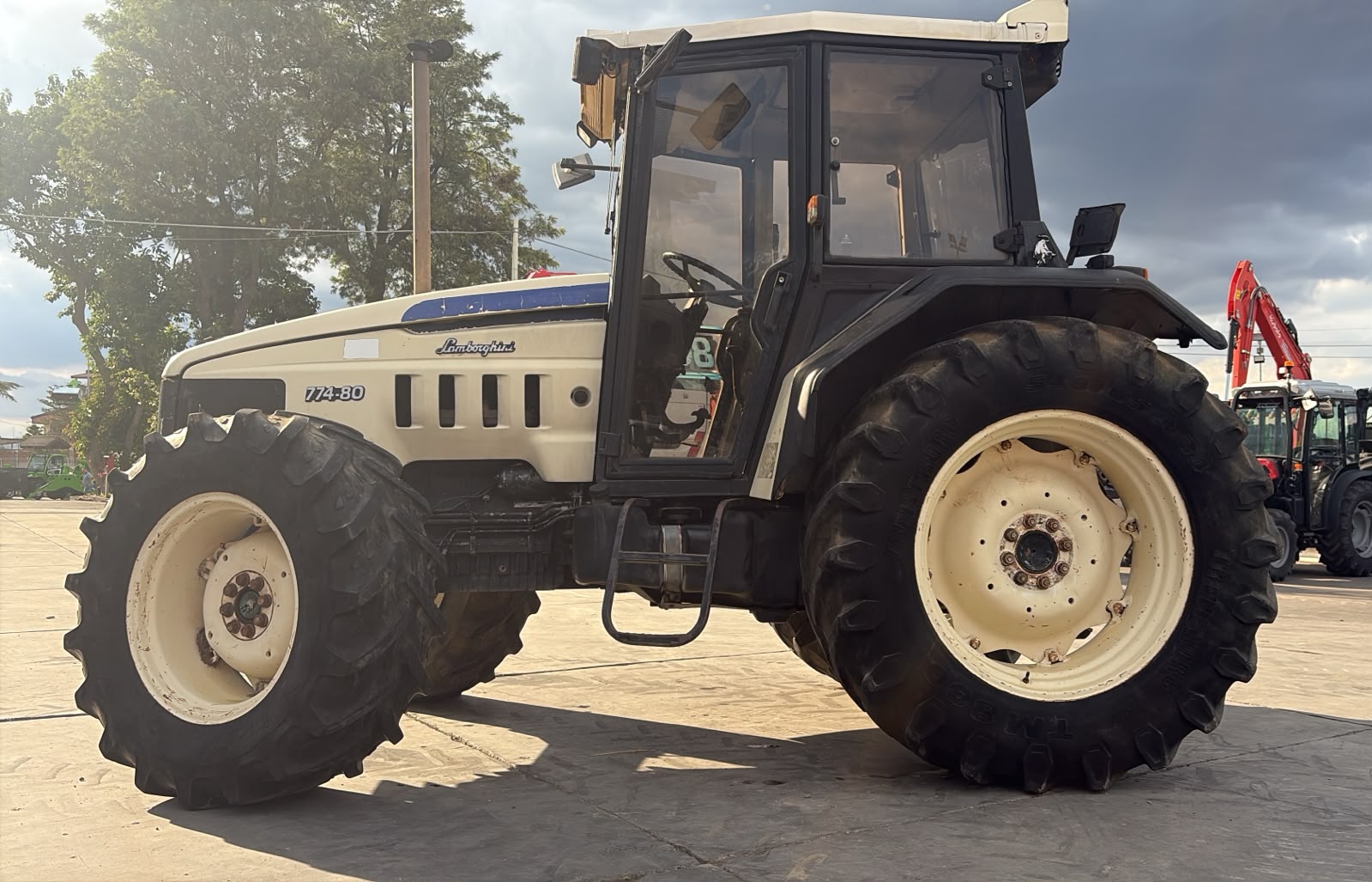 LAMBORGHINI 774.80 USATO – TRATTORE AGRICOLO ANNO 2000