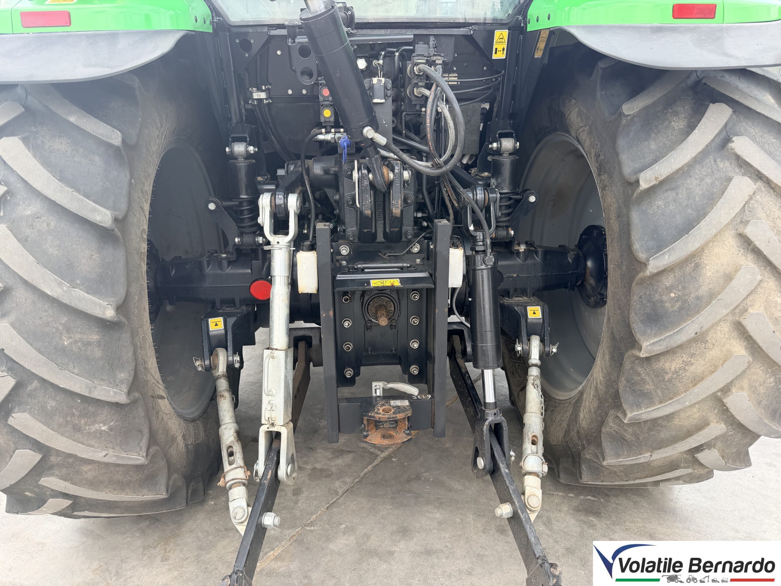 DEUTZ-FAHR 6135C USATO CON PALA CARICATRICE SIGMA4 PLATINUM