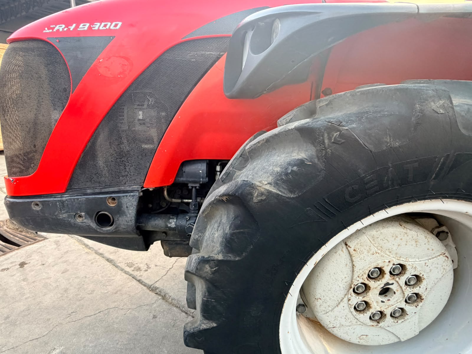 Antonio Carraro SRH 8900 TRATTORE USATO