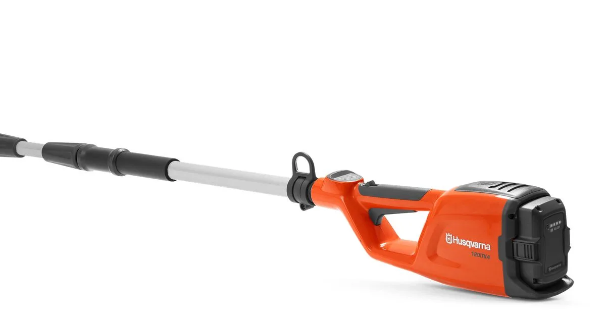 Husqvarna Tagliasiepi ad asta Husqvarna 120iTK4-H - con batteria e caricabatterie